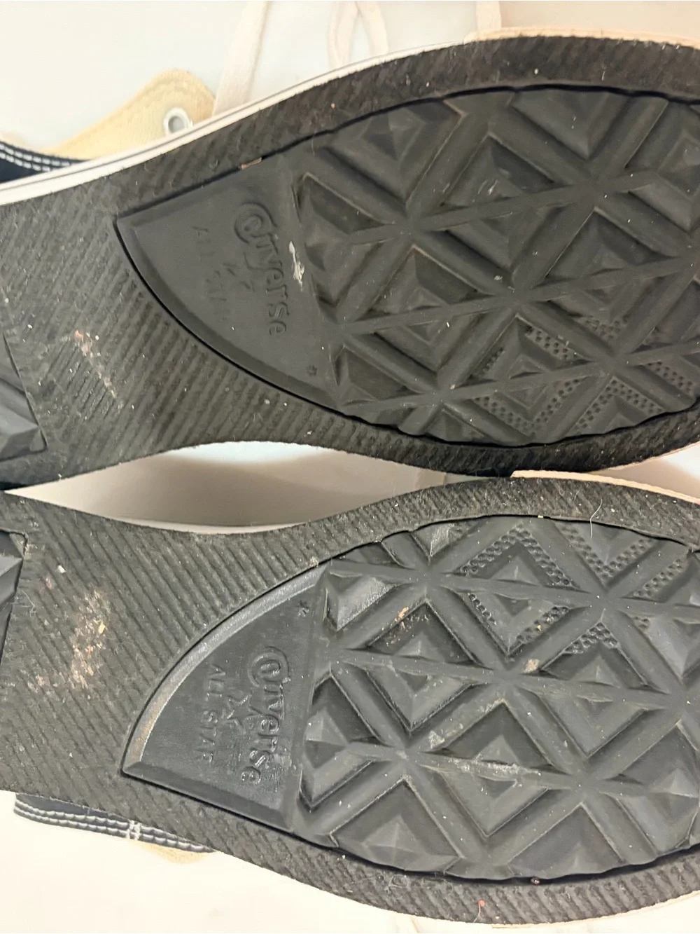 Converse All Stars durable black